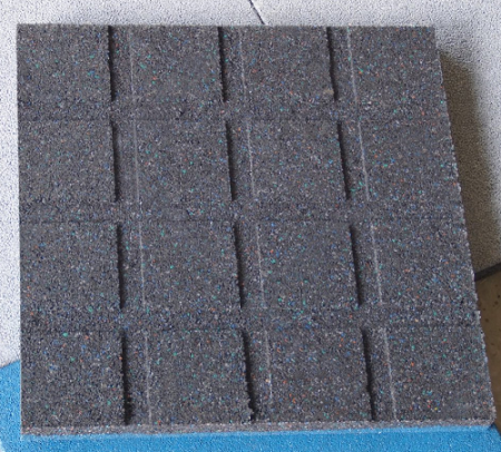 Резиновая плитка 50х50х1,5см ровное основание IronBull